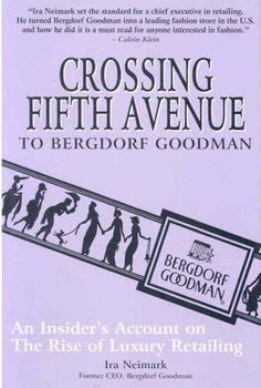 Crossing Fifth Avenue To Bergdorf Goodmancrossing 