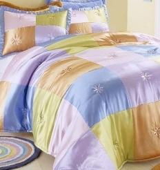 Smoothie Satin Block Twin Comforter with Shamsmoothie 