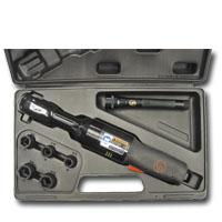 RATCHET AIR 3/8\"KIT W/FLASHLIGHT & SOCKET SETratchet 