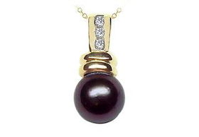 Cultured Pearl and Diamond Pendant : 14K Yellow Goldcultured 