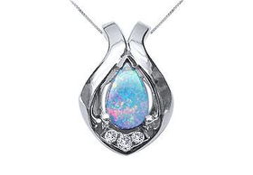 Opal and Diamond Pendant : 14K White Goldopal 