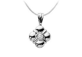 Diamond Flower Pendant : 14K White Gold - 0.15 CT Diamondsdiamond 