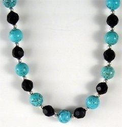 Turquoise Necklace with faceted Onyx Beads and STG Silver Ballsturquoise 