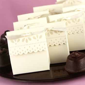 Ivory Scalloped Edge Favor Boxes Case Pack 1ivory 