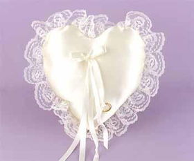 Ivory Heart Shaped Pillow Case Pack 1ivory 