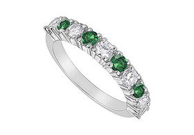 Emerald and Diamond Ring : 14K White Gold - 1.00 CT TGW - Ring Size 9.0emerald 