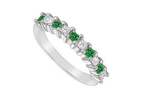 Emerald and Diamond Ring : 14K White Gold - 0.50 CT TGW - Ring Size 9.0emerald 