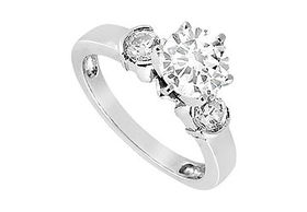 Diamond Engagement Ring : 14K White Gold - 0.50 CT Diamonds - Ring Size 9.0diamond 