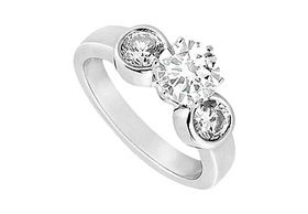 Diamond Engagement Ring : 14K White Gold - 0.50 CT Diamonds - Ring Size 9.0diamond 