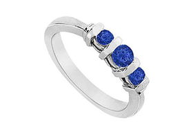 Sapphire Ring : 14K White Gold - 1.00 CT TGW - Ring Size 9.0sapphire 