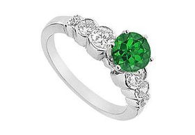 Emerald and Diamond Engagement Ring : 14K White Gold - 1.75 CT TGW - Ring Size 9.0emerald 