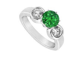 Emerald and Diamond Engagement Ring : 14K White Gold - 1.25 CT TGW - Ring Size 9.0emerald 