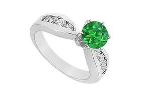 Emerald and Diamond Engagement Ring : 14K White Gold - 1.00 CT TGW - Ring Size 9.0emerald 