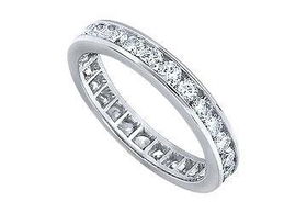 Platinum Diamond Eternity Band : 0.75 CT Diamonds - Ring Size 9.5platinum 