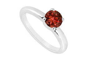 Garnet Ring : 14K White Gold - 1.00 CT TGW - Ring Size 9.5garnet 