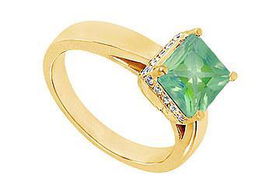 Emerald and Diamond Ring : 14K Yellow Gold - 0.83 CT TGW - Ring Size 9.5emerald 