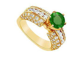 Emerald and Diamond Engagement Ring : 14K Yellow Gold - 3.25 CT TGW - Ring Size 9.5emerald 