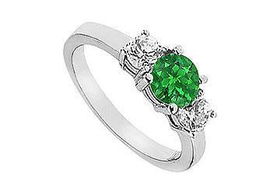 Emerald and Diamond Engagement Ring : 14K White Gold - 1.25 CT TGW - Ring Size 9.5emerald 