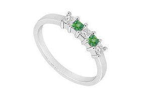 Emerald and Diamond Wedding Band : 14K White Gold - 1.00 CT TGW - Ring Size 9.0emerald 