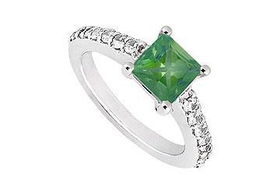 Emerald and Diamond Engagement Ring : 14K White Gold - 1.00 CT TGW - Ring Size 9.5emerald 