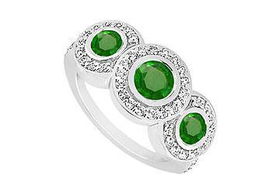 Emerald and Diamond Engagement Ring : 14K White Gold - 0.66 CT TGW - Ring Size 9.5emerald 