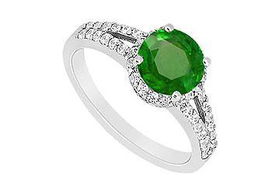 Emerald and Diamond Engagement Ring : 14K White Gold - 1.00 CT TGW - Ring Size 9.0emerald 