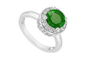 Emerald and Diamond Engagement Ring : 14K White Gold - 1.00 CT TGW - Ring Size 9.0emerald 