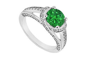 Emerald and Diamond Engagement Ring : 14K White Gold - 1.00 CT TGW - Ring Size 9.0emerald 