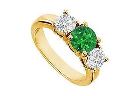 Emerald and Diamond Engagement Ring : 14K Yellow Gold - 2.00 CT TGW - Ring Size 9.5emerald 