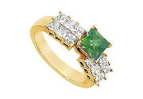 Emerald and Diamond Engagement Ring : 14K Yellow gold - 1.75 CT TGW - Ring Size 9.5emerald 