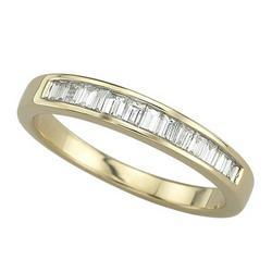 14K Yellow Gold Channel Set Baguette Cut Diamond Anniversary Band Ring (0.33 ctw)yellow 