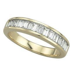 14K Yellow Gold Channel Set Baguette Cut Diamond Anniversary Band Ring (0.75 ctw)yellow 