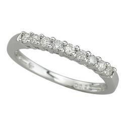 14K White Gold Prong Set Round Diamond Anniversary Band Ring (0.25 ctw)white 