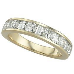 14K Yellow Gold Channel Set Round & Baguette Diamond Band Ring (1.25 ctw)yellow 