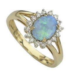 14K Yellow Gold Oval Opal & Diamond Ringyellow 