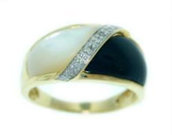 Black Onyx White Mother of Pearl Diamond Gold Ringblack 