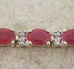 RUBY DIAMOND 14KT GOLD GEMSTONE BRACELETruby 