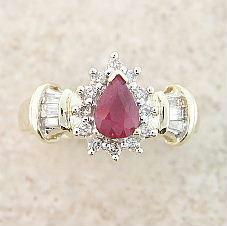 RUBY DIAMOND 14KT GOLD GEMSTONE RINGruby 