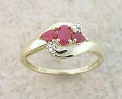 VINTAGE RUBY DIAMOND GOLD RINGvintage 