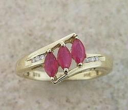 RUBY DIAMOND 14K GOLD GEMSTONE RINGruby 