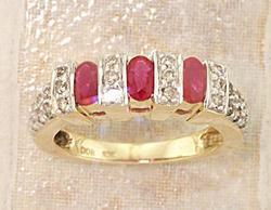 Oval Ruby and Diamond Genuine Gold Ringoval 