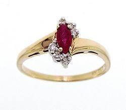 Marquise Ruby and Diamond 14K Gold Ringmarquise 