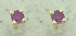 Ladies Ruby Gold Stud Earringsladies 