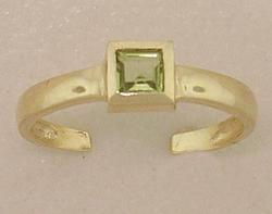 Adjustable 14K Gold Square Peridot Toe Ringadjustable 