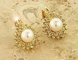 Ladies White Pearl and Diamond 14K Gold Earringsladies 