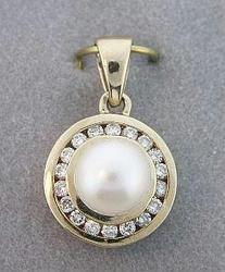 White Pearl Diamond Gold Dangle Pendantwhite 