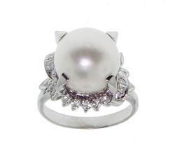 12mm Southsea Pearl and Diamond Platinum Ringsouthsea 