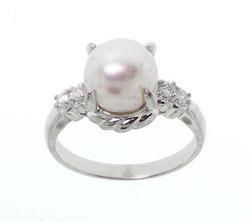 9mm Southsea Pearl and Diamond Platinum Ringsouthsea 