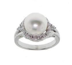 9mm Southsea Pearl and Diamond Platinum Ringsouthsea 