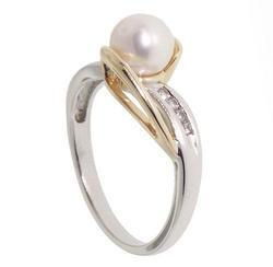 Pearl and Diamond Two-Tone White Yellow Gold Ringpearl 